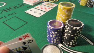 KQ worst hand in poker